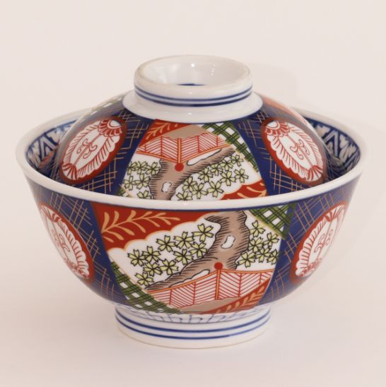 春山製陶の錦小桜反蓋付丼