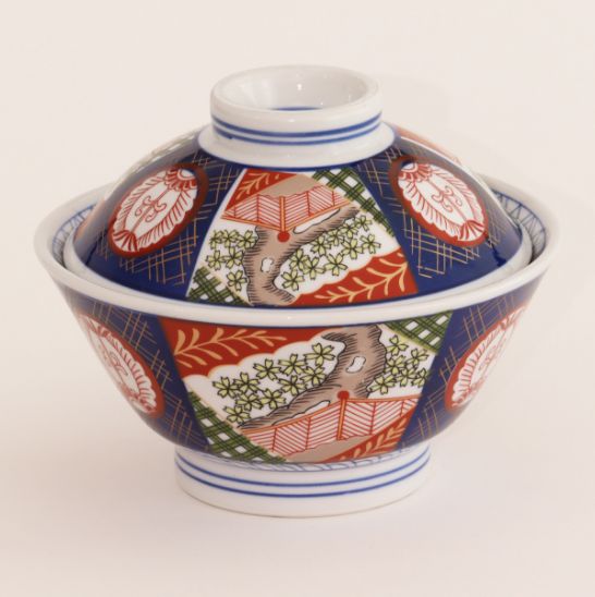 春山製陶の錦小桜切立蓋付丼