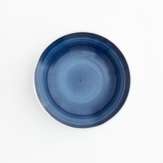 春山製陶の丸皿呉須巻